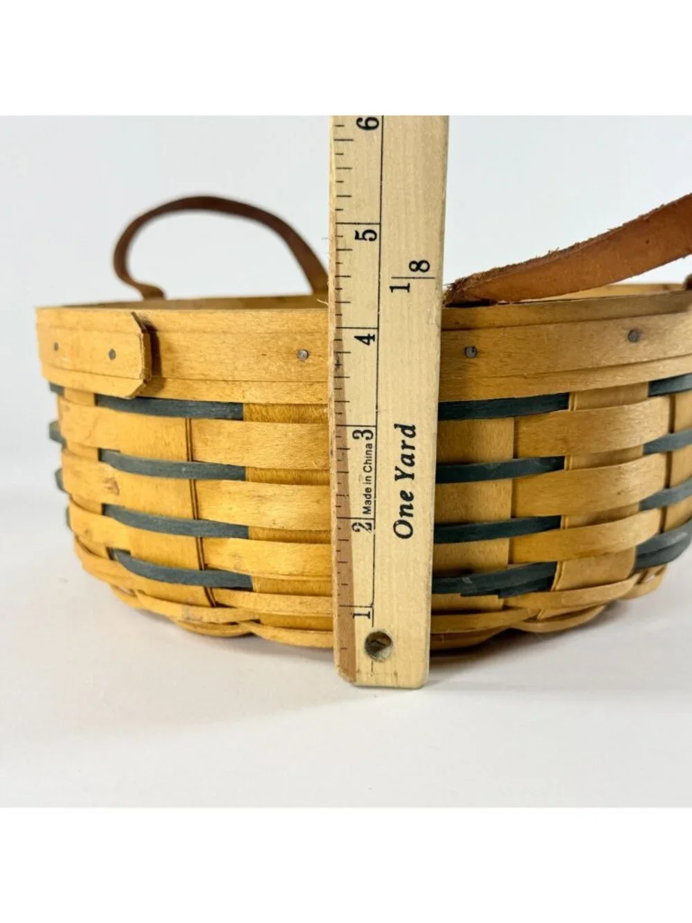 Vintage 1997 Longaberger Round Basket w/ Liner & Leather Handles USA